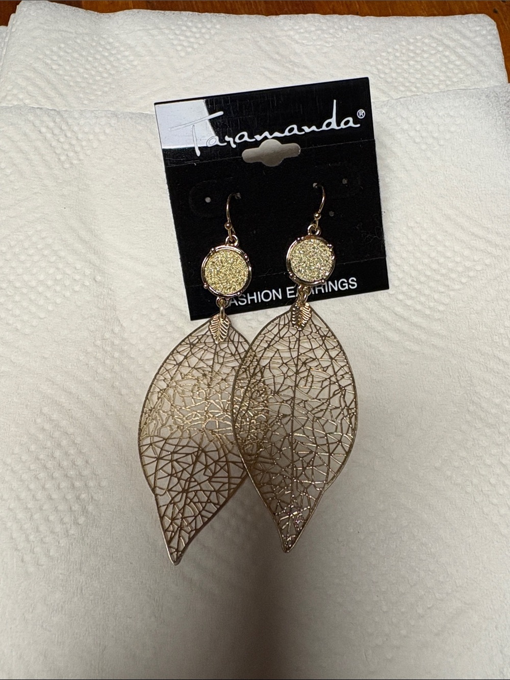 Taramanda Gold Leaf Filigree Drop Earrings - Gold